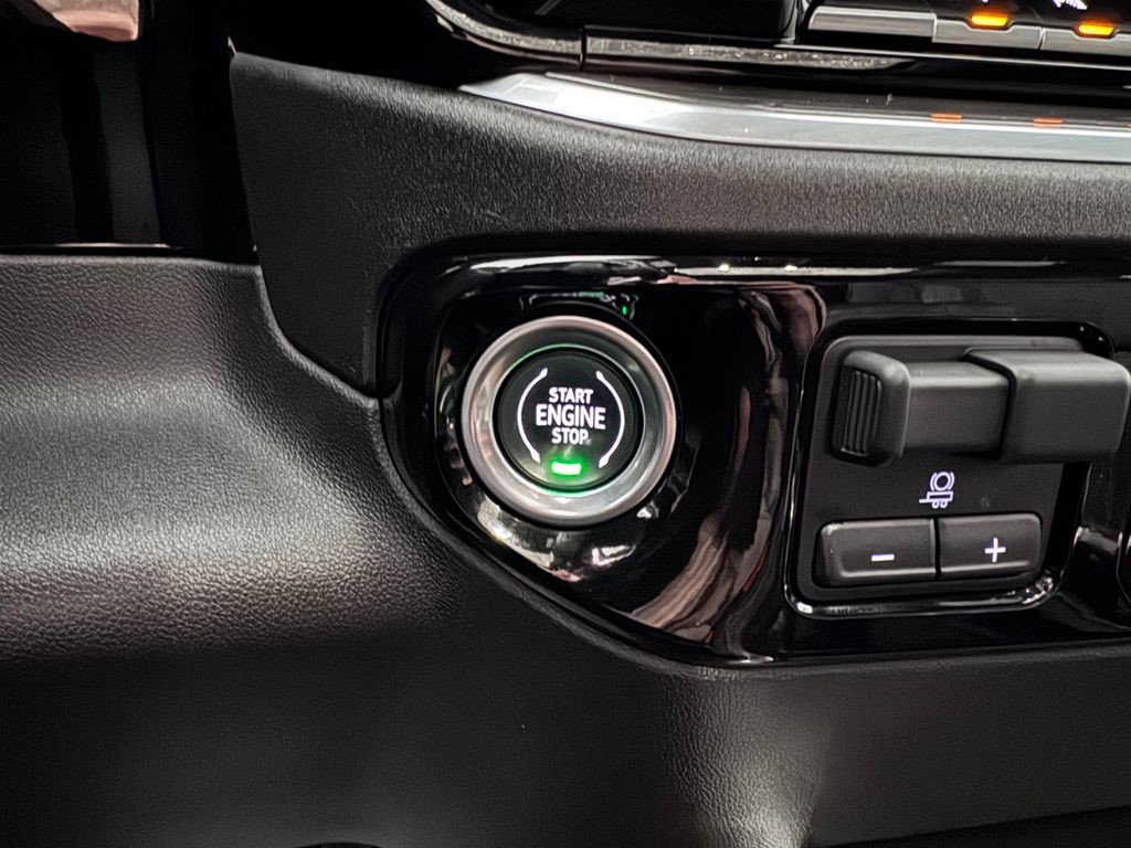 Certified 2023 Chevrolet Silverado 1500 High Country w/ High Country Premium Package image 22