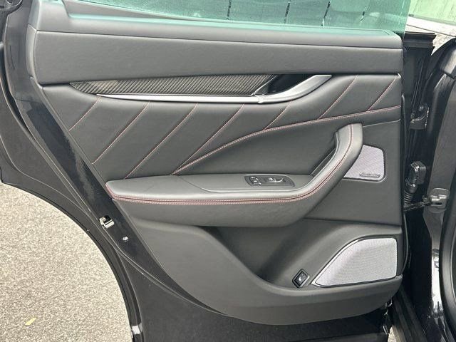 Used 2019 Maserati Levante GTS image 27