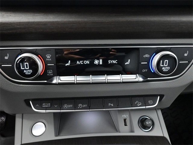 Used 2024 Audi Q5 2.0T Premium image 33