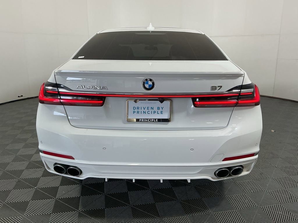 Used 2021 BMW ALPINA B7 xDrive w/ Luxury Rear Seating Package image 6