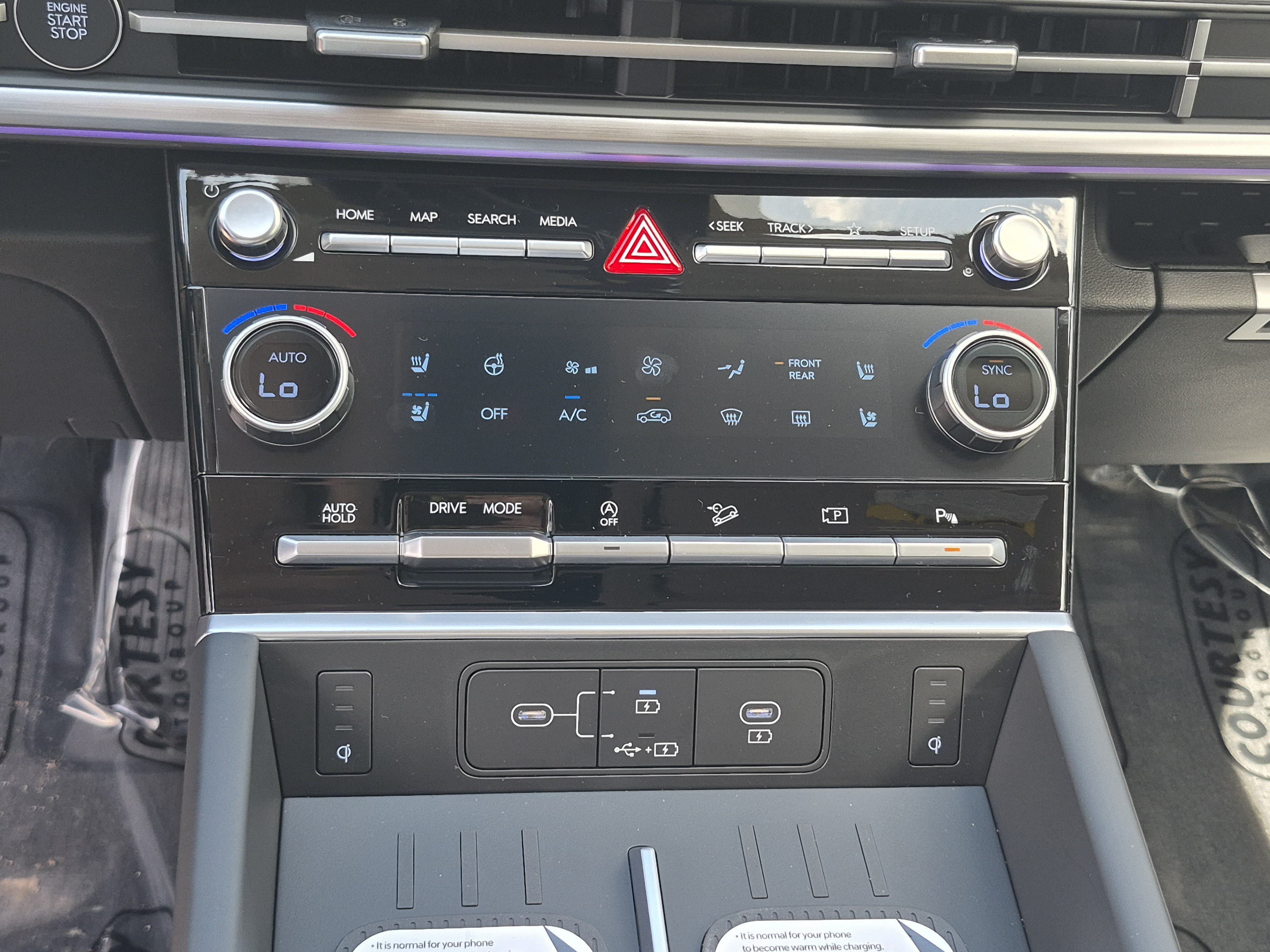 New 2027 Hyundai Santa Fe Limited w/ Tow & Go Package FWD image 30