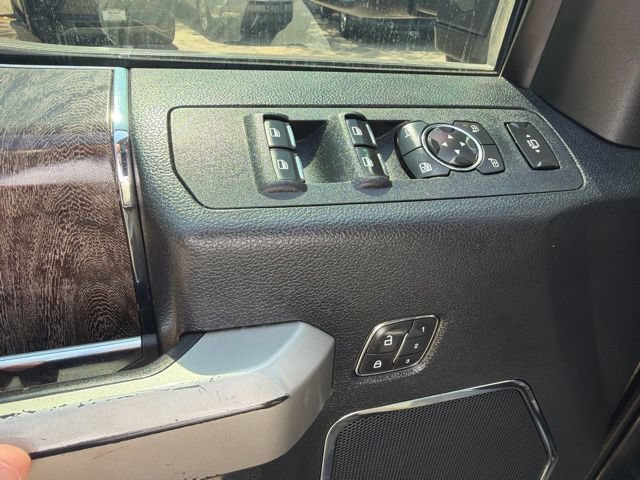 Used 2019 Ford F350 Lariat w/ Lariat Ultimate Package AWD/4WD image 17