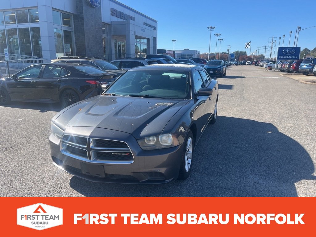 Used 2013 Dodge Charger SE w/ Connectivity Group