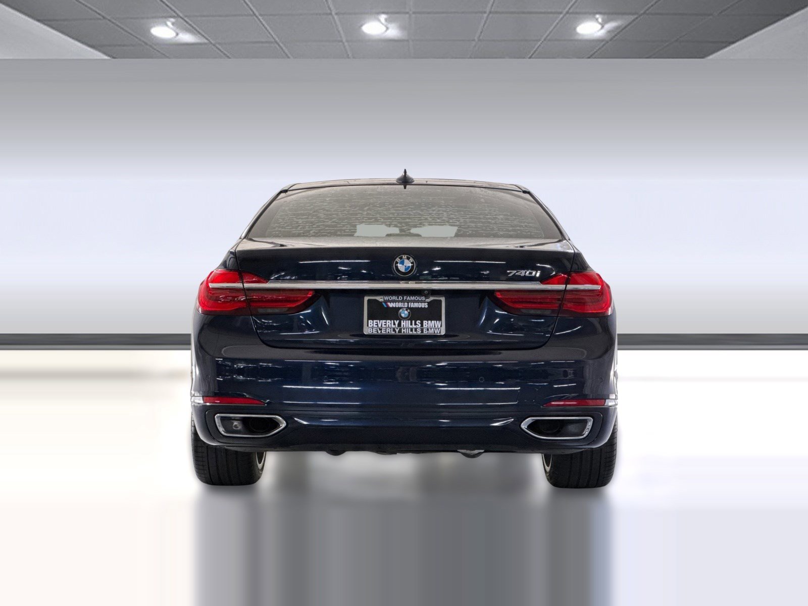 Used 2019 BMW 740i w/ Executive Package image 10