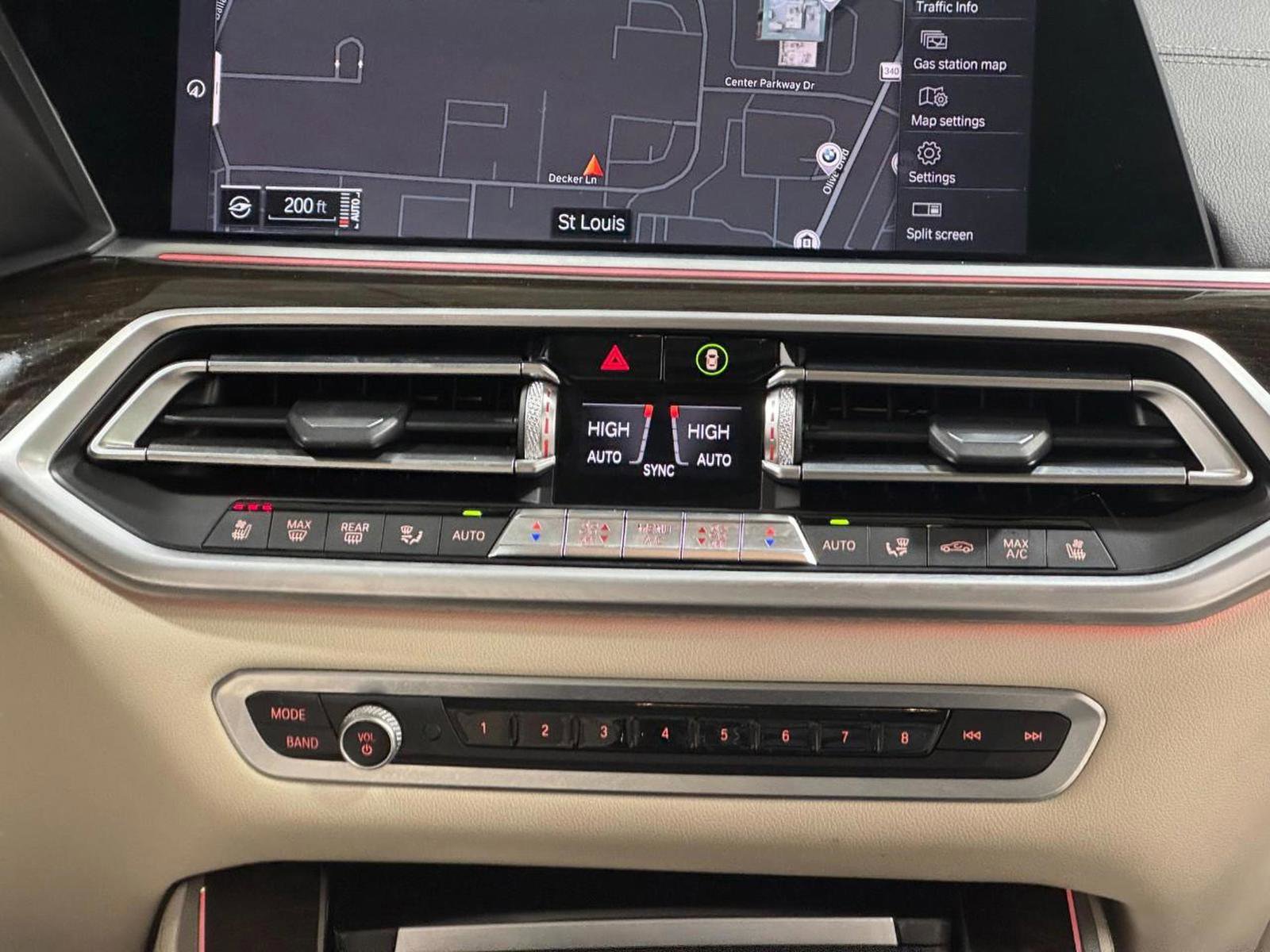 Used 2021 BMW X5 xDrive40i w/ Premium Package image 16