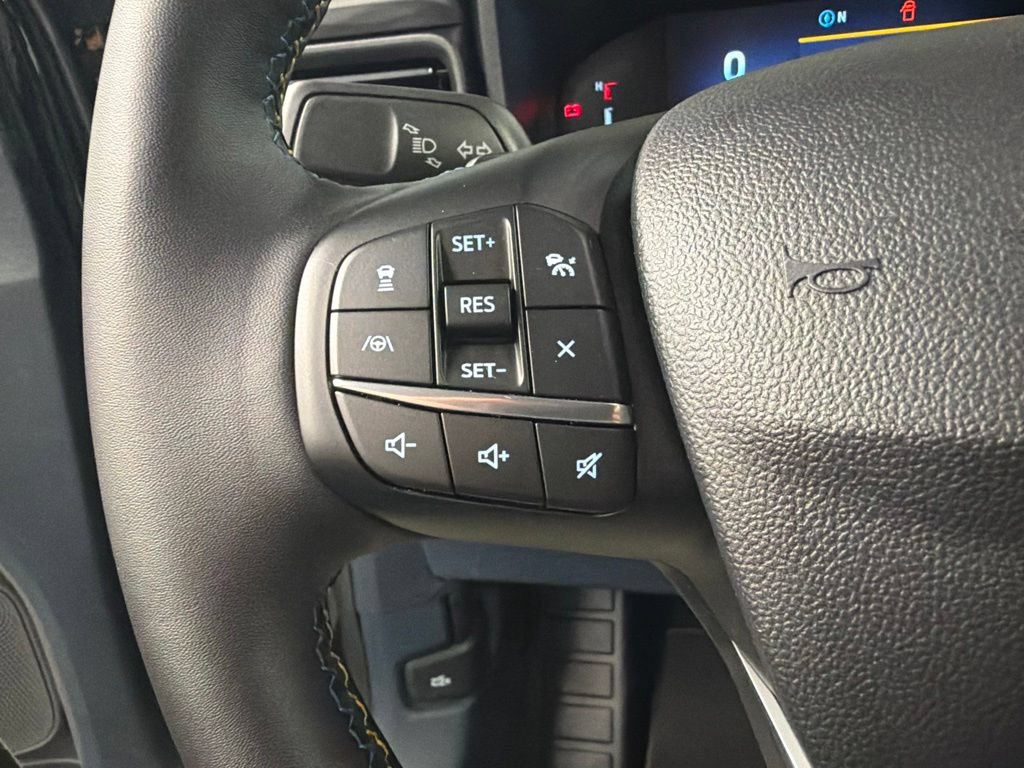 Certified 2025 Ford Maverick Lobo AWD/4WD image 17