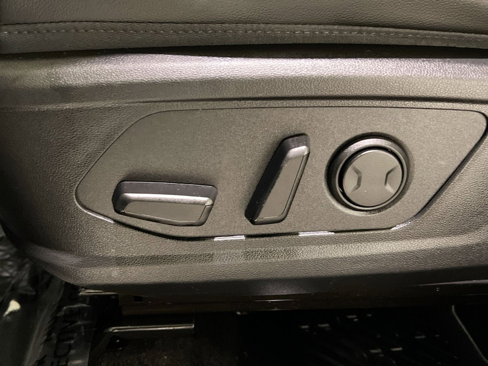 Used 2023 Hyundai Tucson Limited image 22