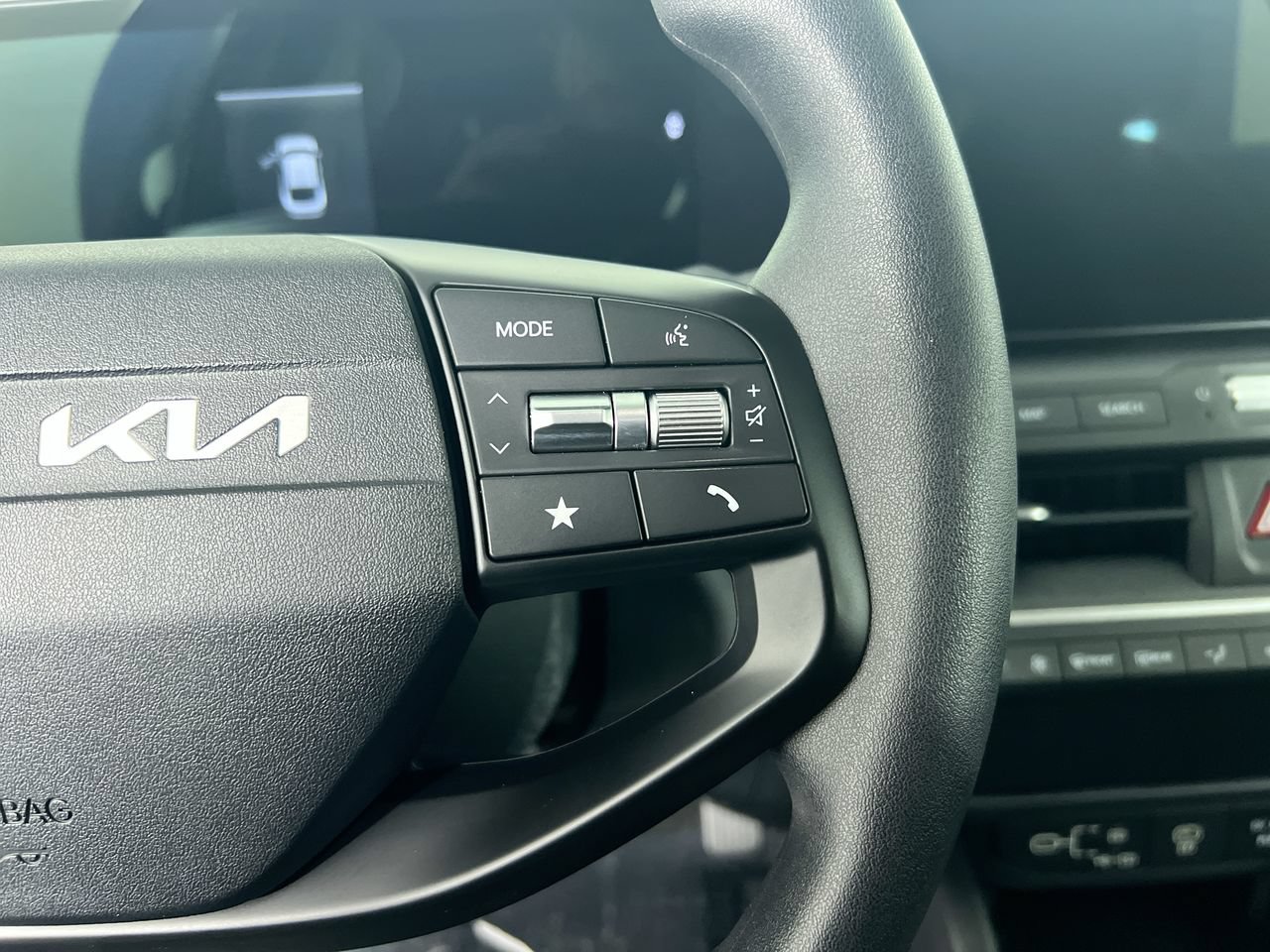 New 2026 Kia K4 FWD image 17