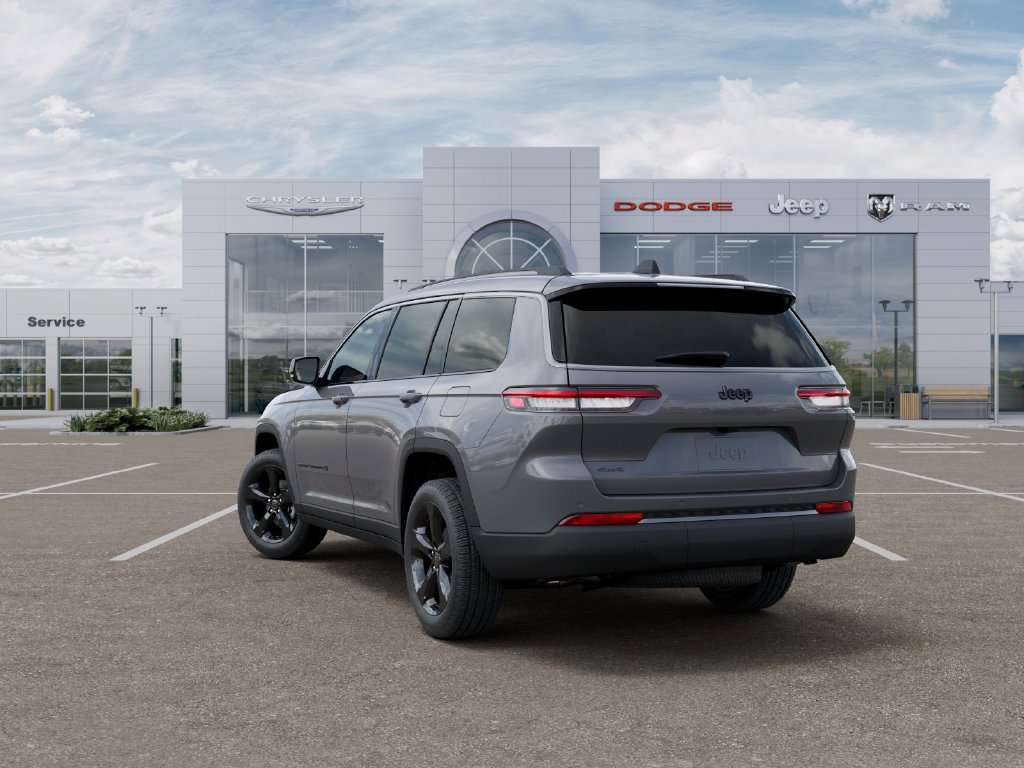 New 2027 Jeep Grand Cherokee L Limited w/ Limited Altitude Package AWD/4WD image 3
