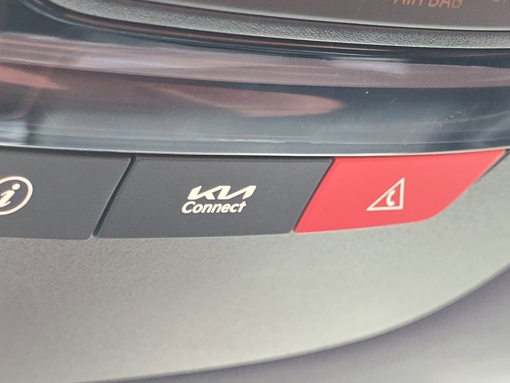 Used 2023 Kia Sportage SX image 7