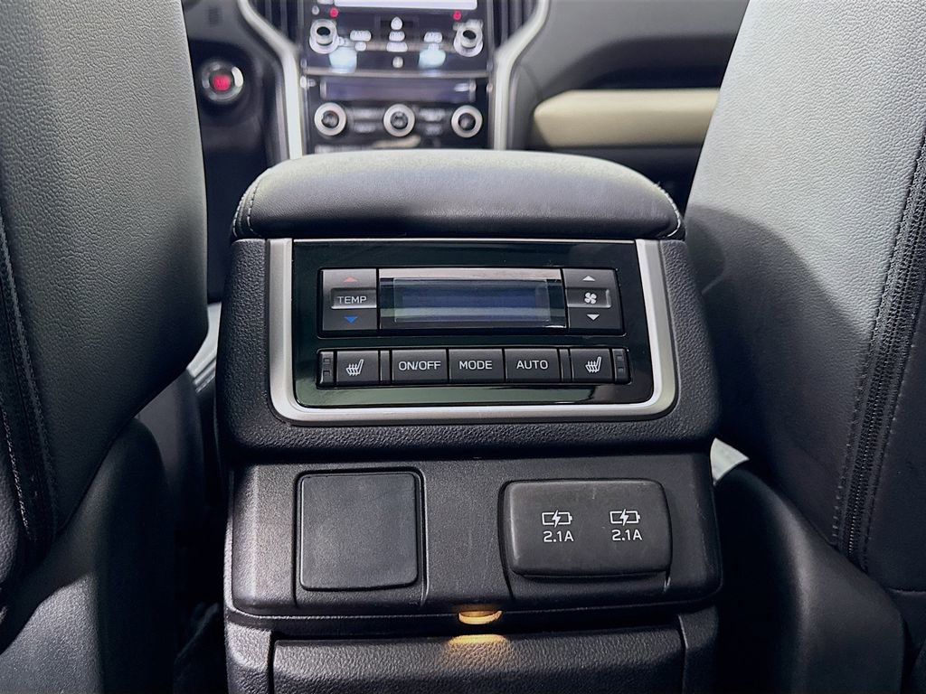 Used 2022 Subaru Ascent Limited w/ Technology Package image 33