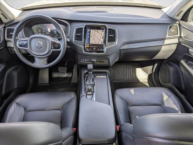 Used 2020 Volvo XC90 T5 Momentum w/ Protection Package Premier image 18