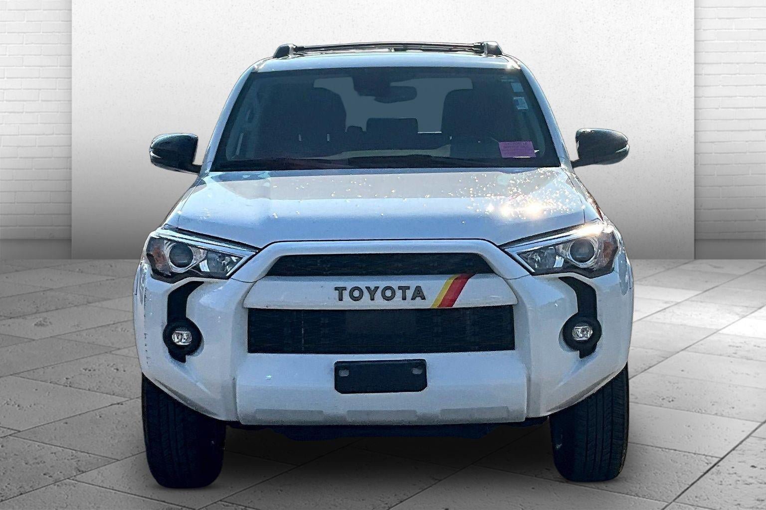 Used 2023 Toyota 4Runner 40th Anniversary SE image 2