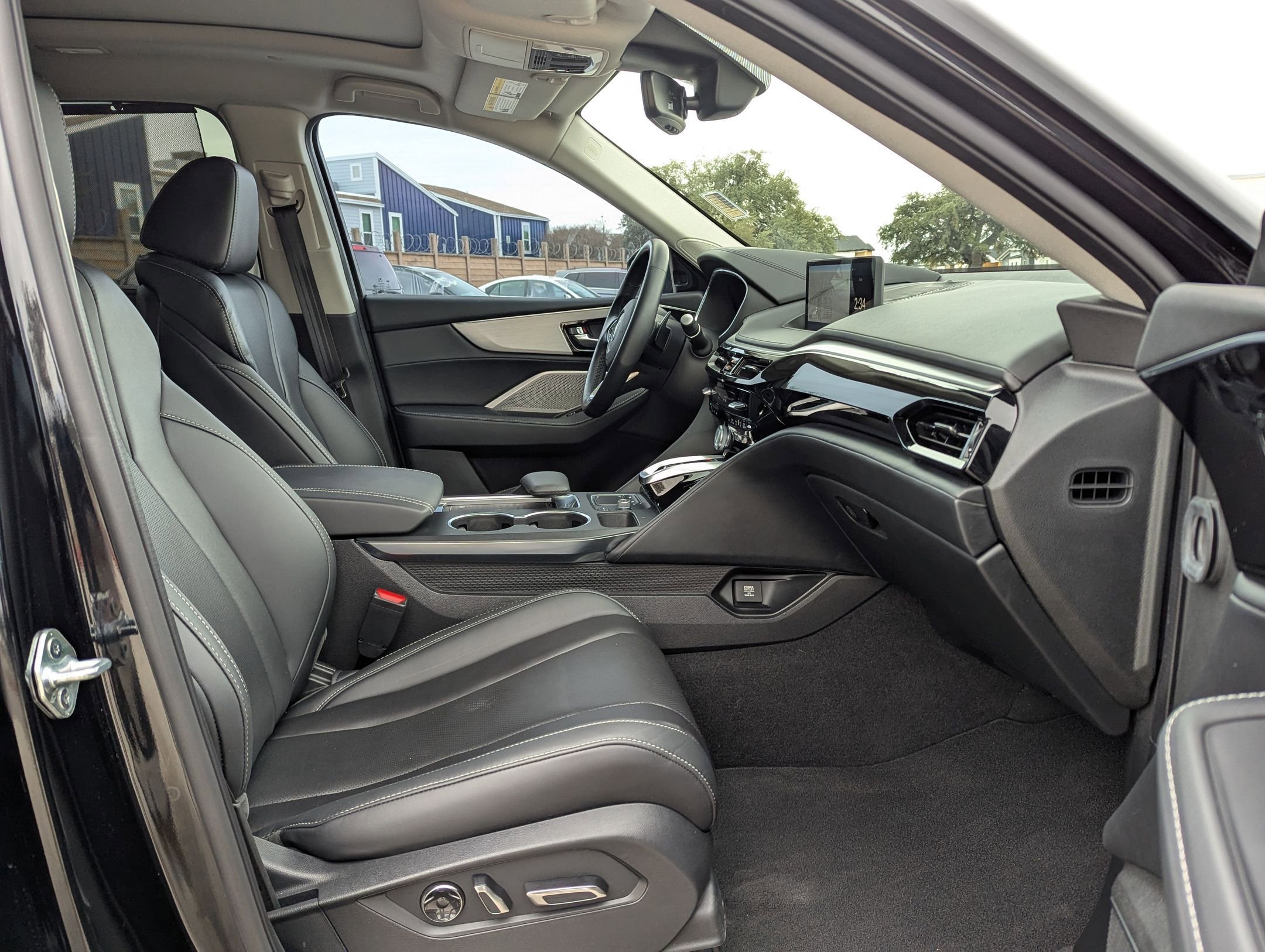 Certified 2023 Acura MDX w/Technology Package image 32