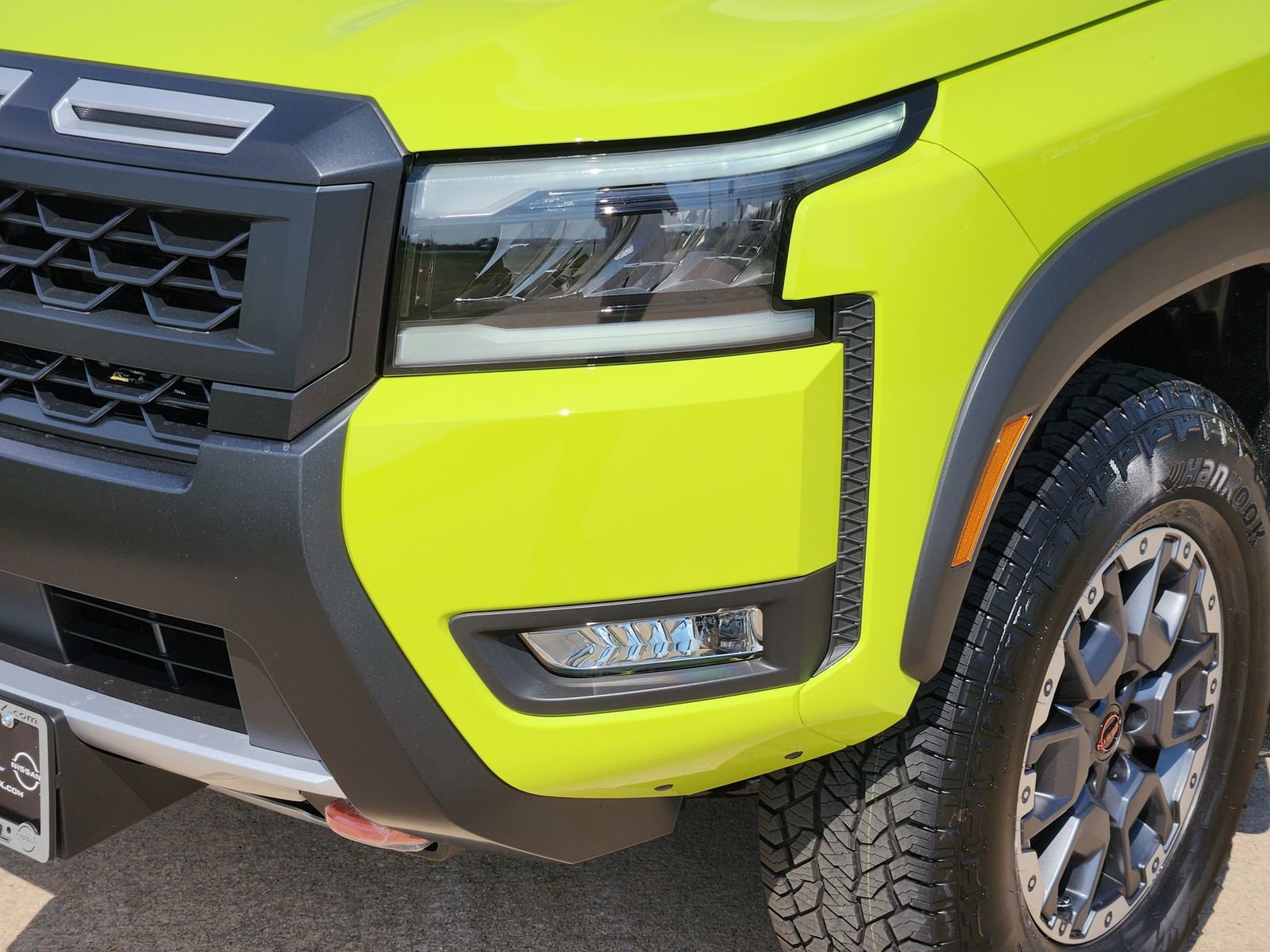 New 2026 Nissan Frontier PRO-4X w/ Pro-4x Convenience Package image 8