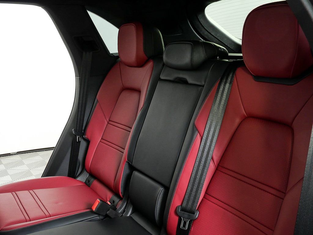 New 2026 Porsche Cayenne E-Hybrid image 23