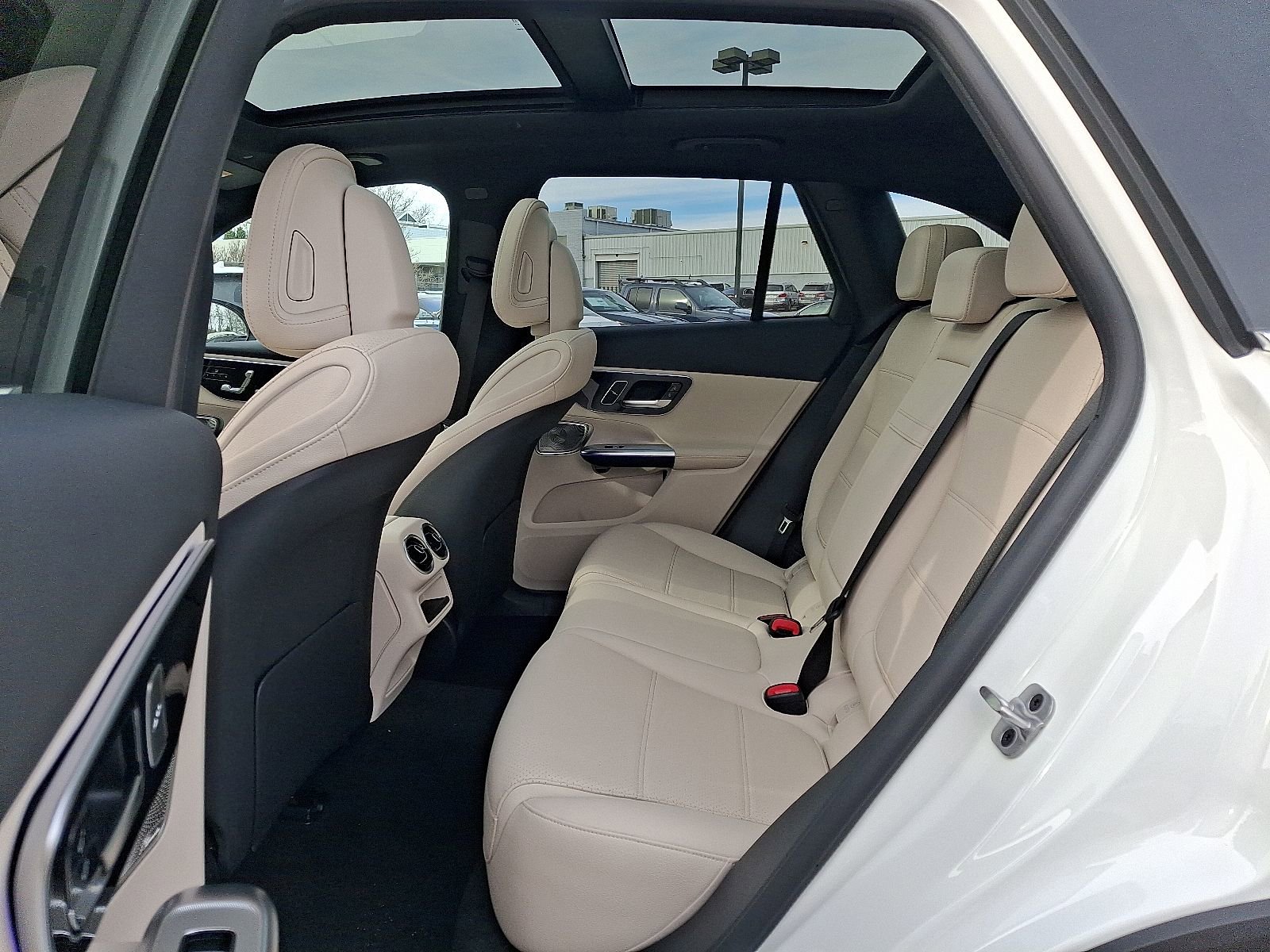 New 2026 Mercedes-Benz GLC 300 GLC 300 image 5