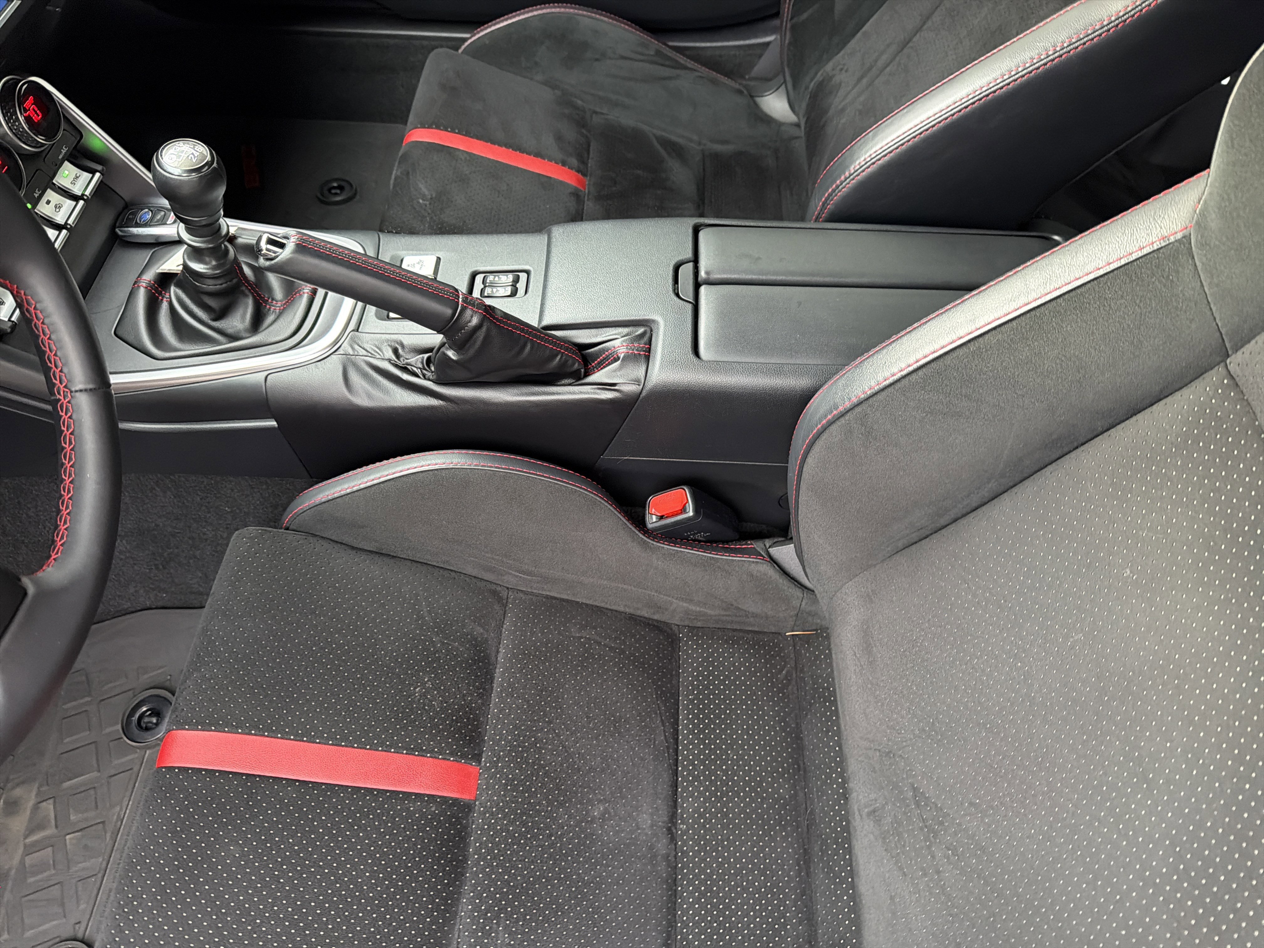 Used 2023 Subaru BRZ Limited RWD image 23