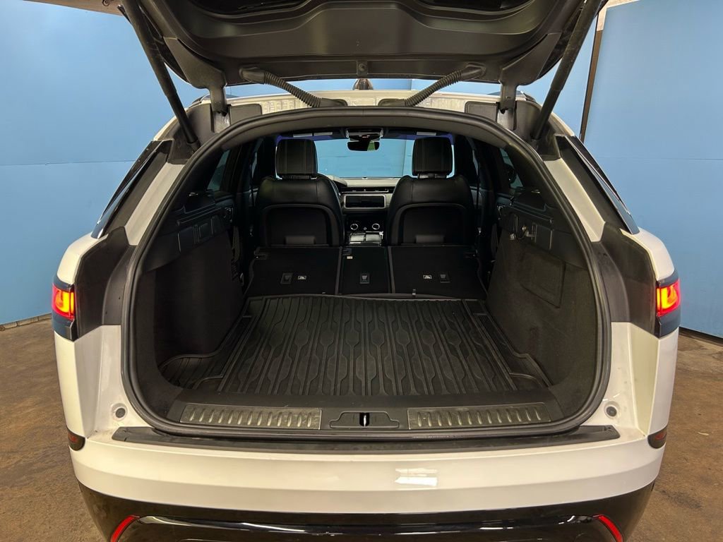 Used 2018 Land Rover Range Rover Velar R-Dynamic HSE image 41