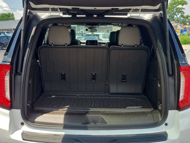 Used 2023 GMC Yukon SLT w/ SLT Premium Package AWD/4WD image 27