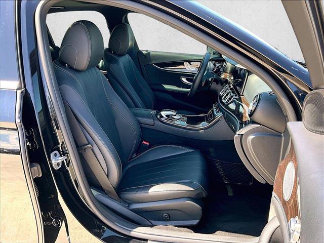 Used 2019 Mercedes-Benz E 300 image 9