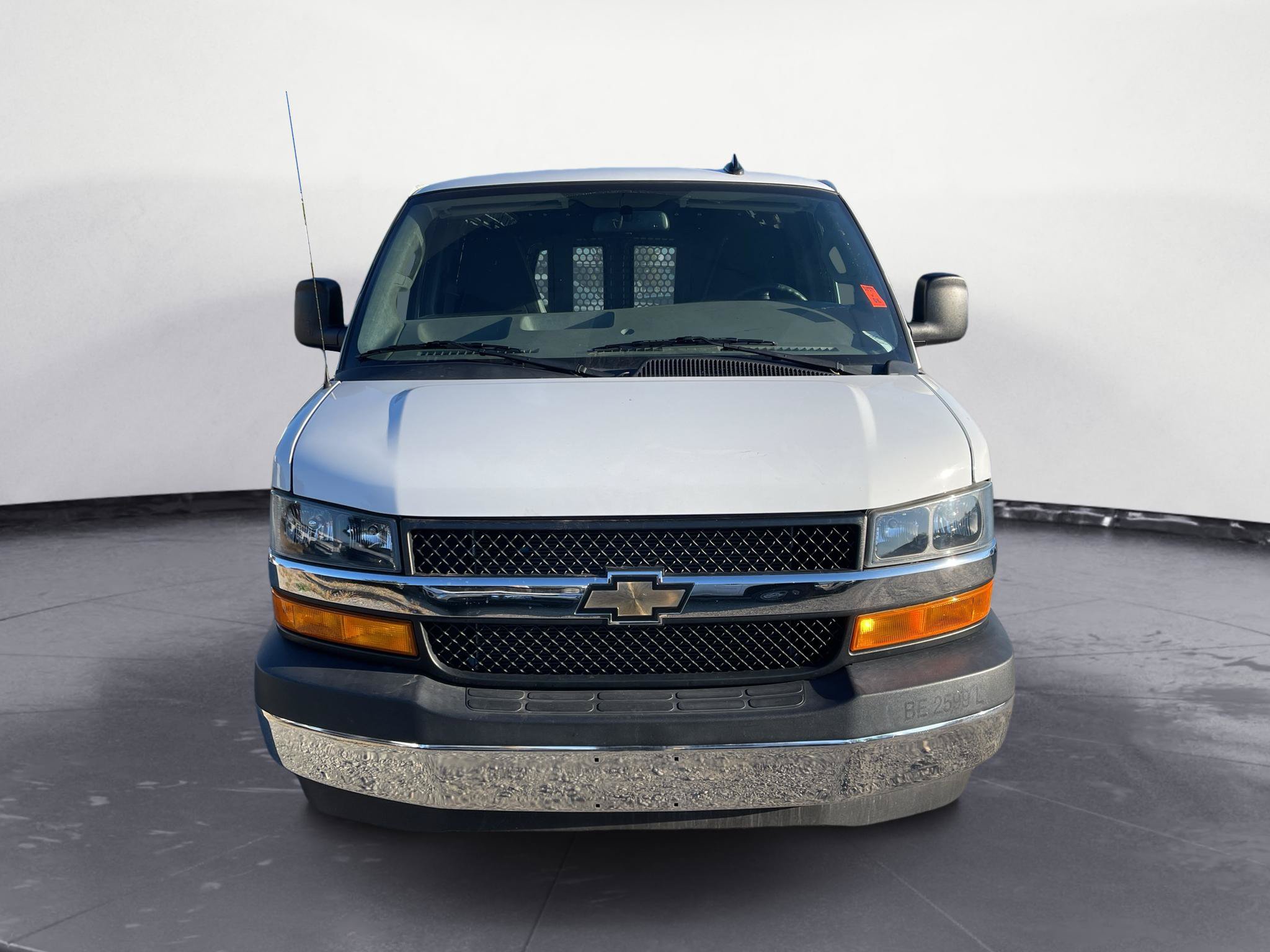Used 2024 Chevrolet Express 2500 w/ Driver Convenience Package RWD image 8