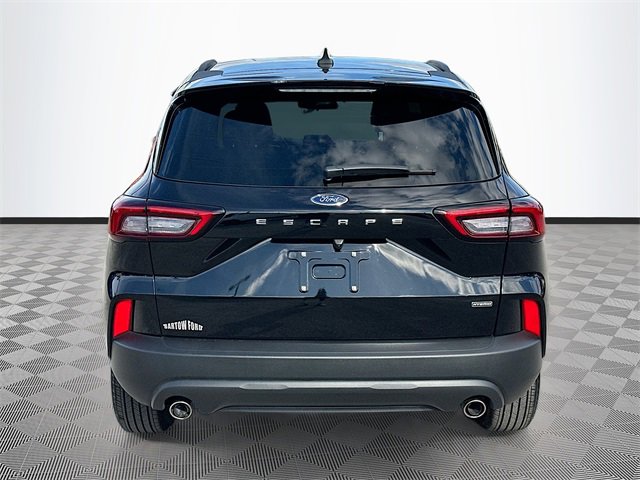 Used 2025 Ford Escape ST-Line w/ Equipment Group 301A image 6