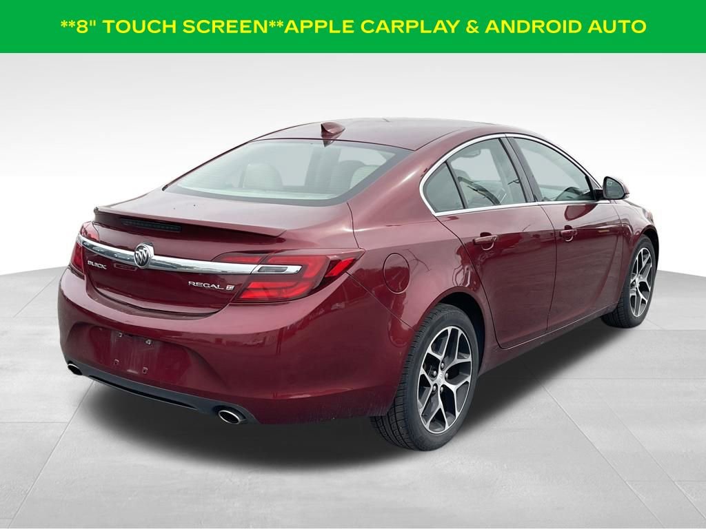 Used 2017 Buick Regal Sport Touring FWD image 7