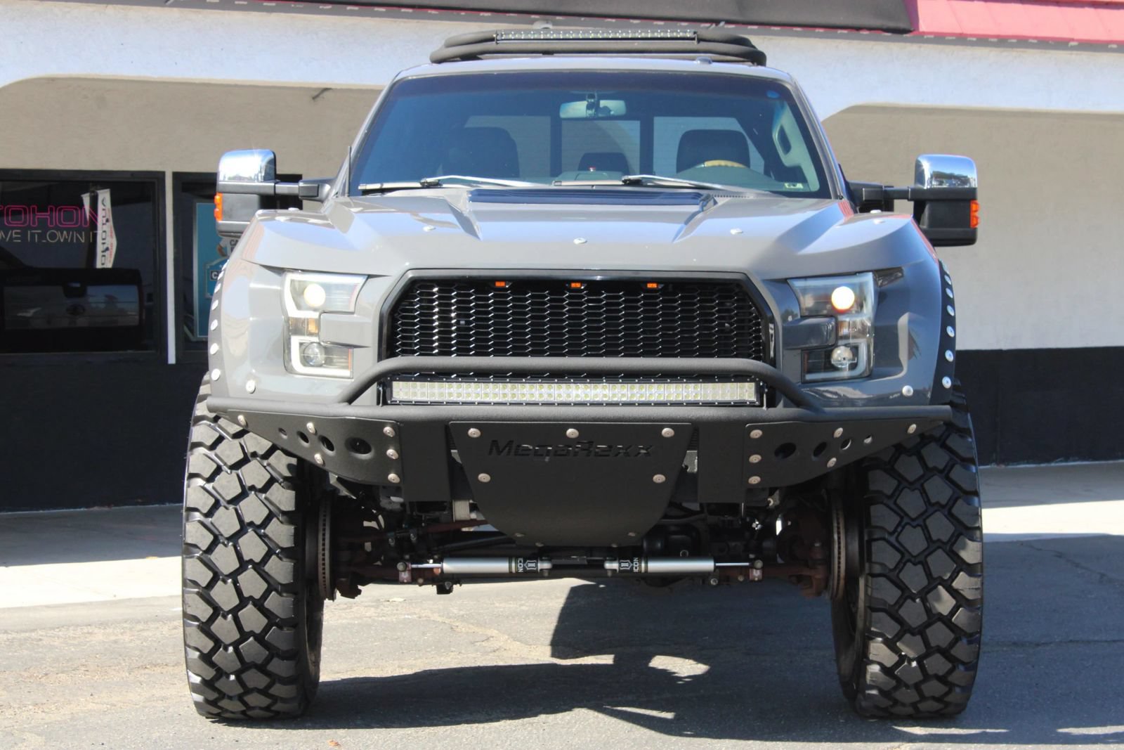 Used 2016 Ford F350 Platinum AWD/4WD image 3