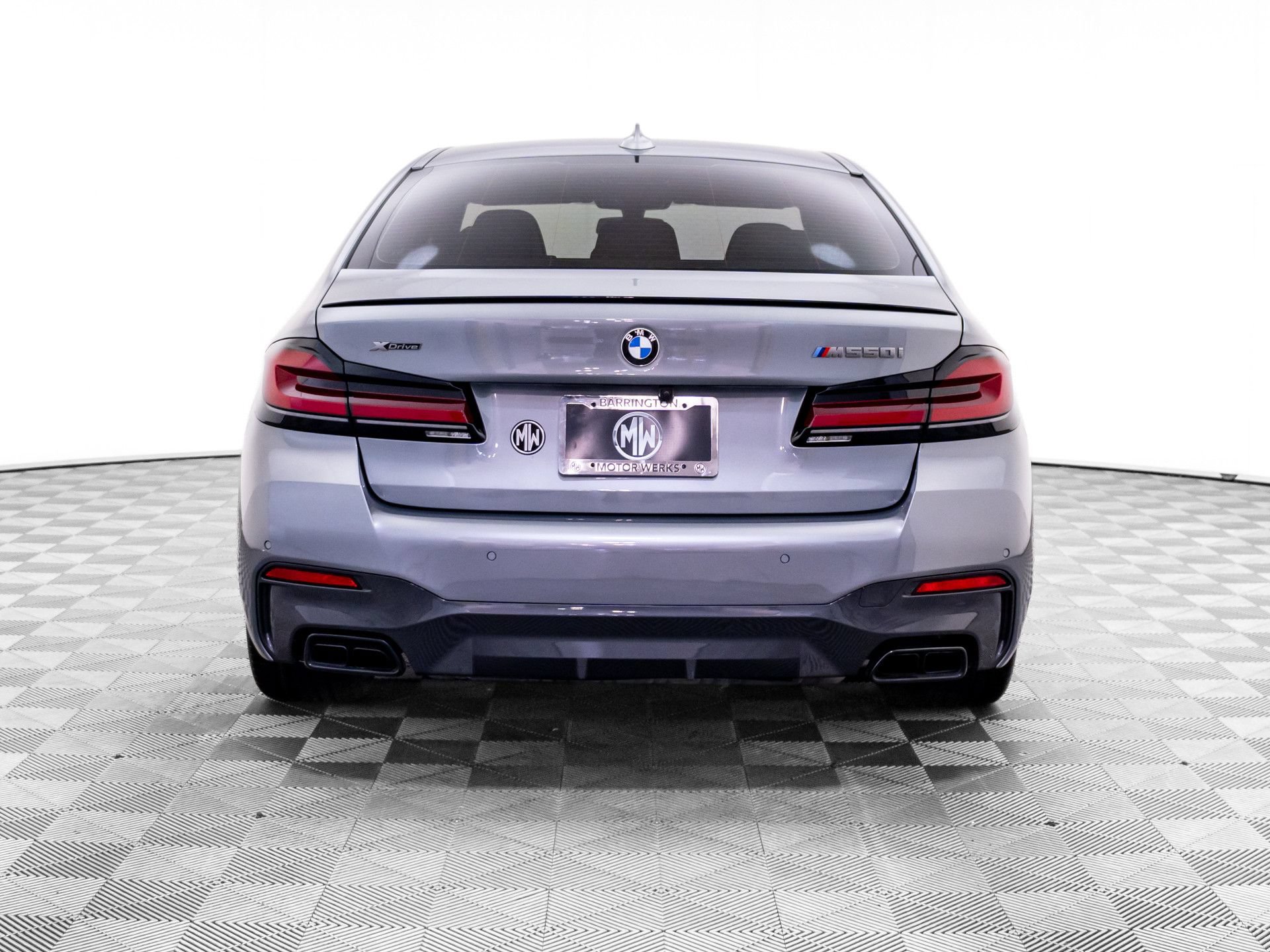 Certified 2023 BMW M550i xDrive w/ Executive Package AWD/4WD image 4