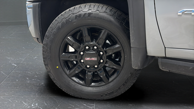 Used 2024 GMC Sierra 3500 AT4 w/ AT4 Premium Plus Package AWD/4WD image 38