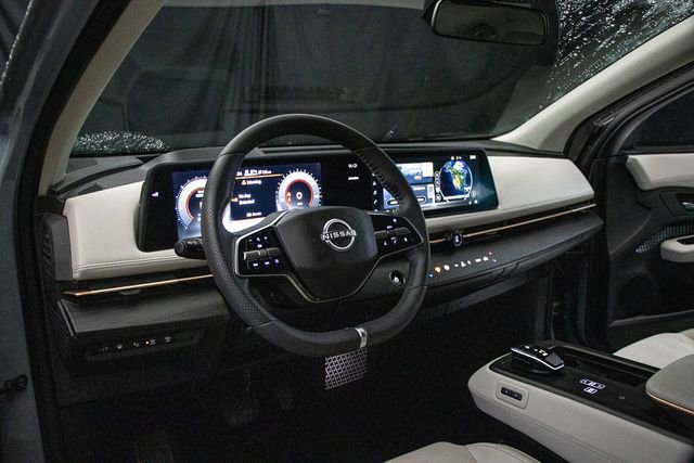 Used 2025 Nissan Ariya AWD image 23