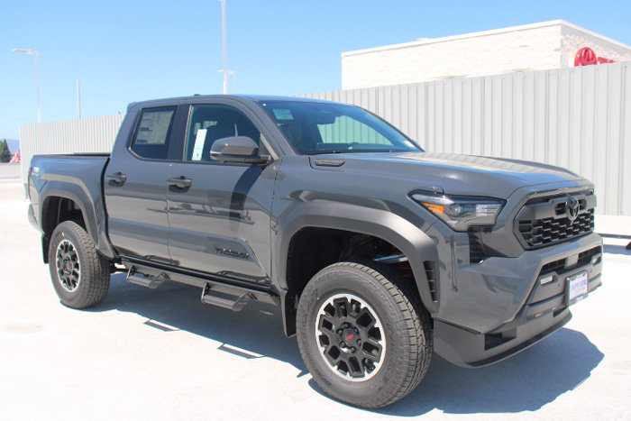 New 2026 Toyota Tacoma TRD Off-Road AWD/4WD image 2