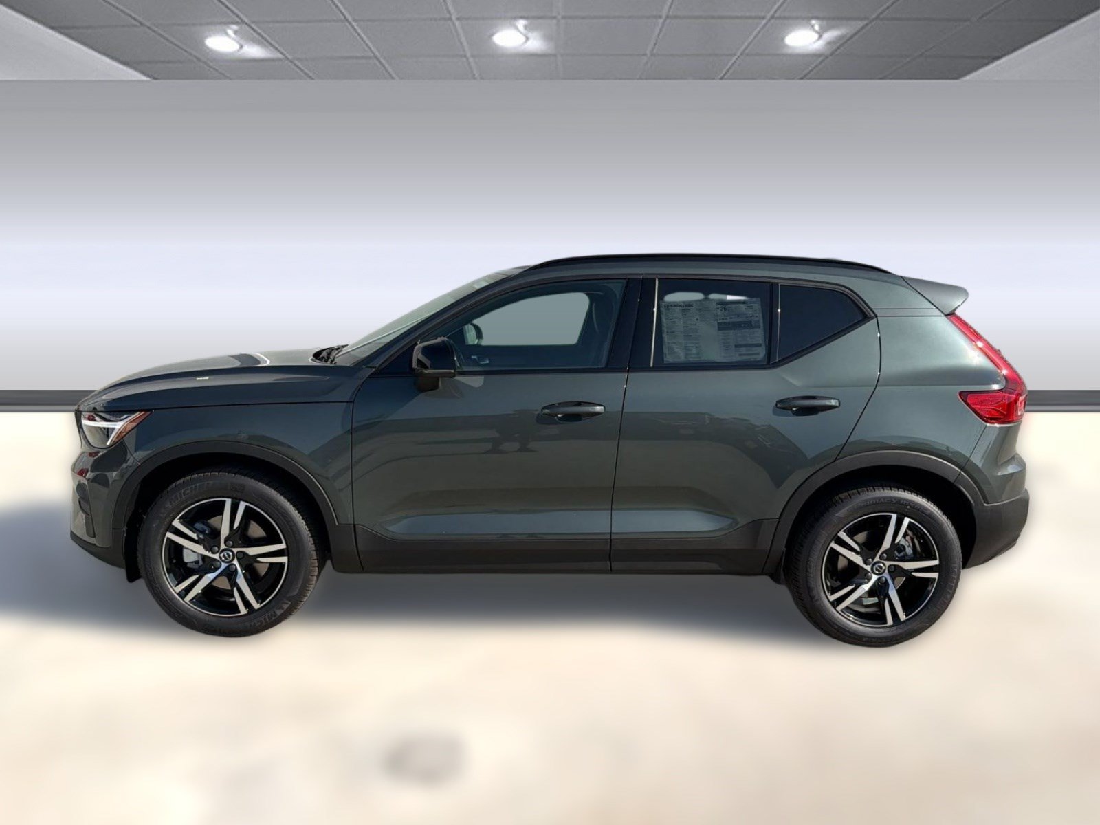 New 2026 Volvo XC40 B5 Core w/ Protection Package Premier AWD/4WD image 2