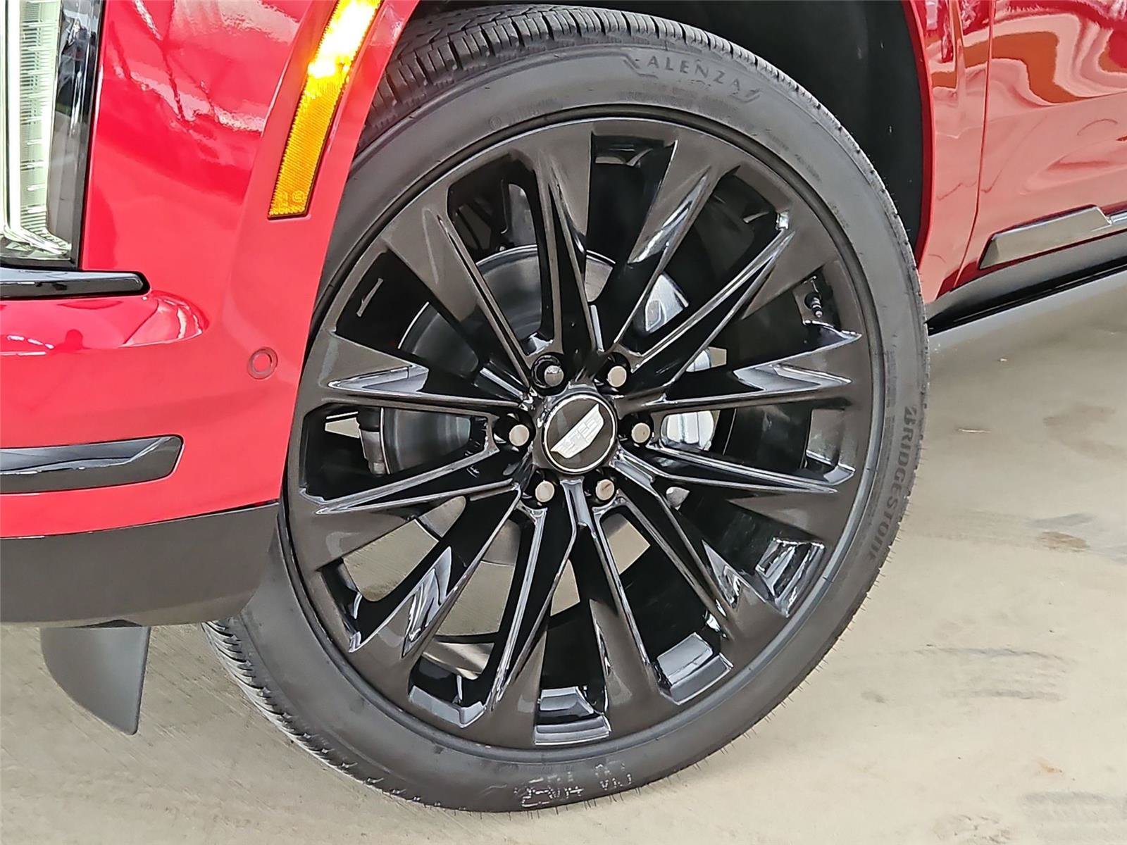 New 2026 Cadillac Escalade ESV Platinum Sport w/ LPO, ONYX Package AWD/4WD image 8