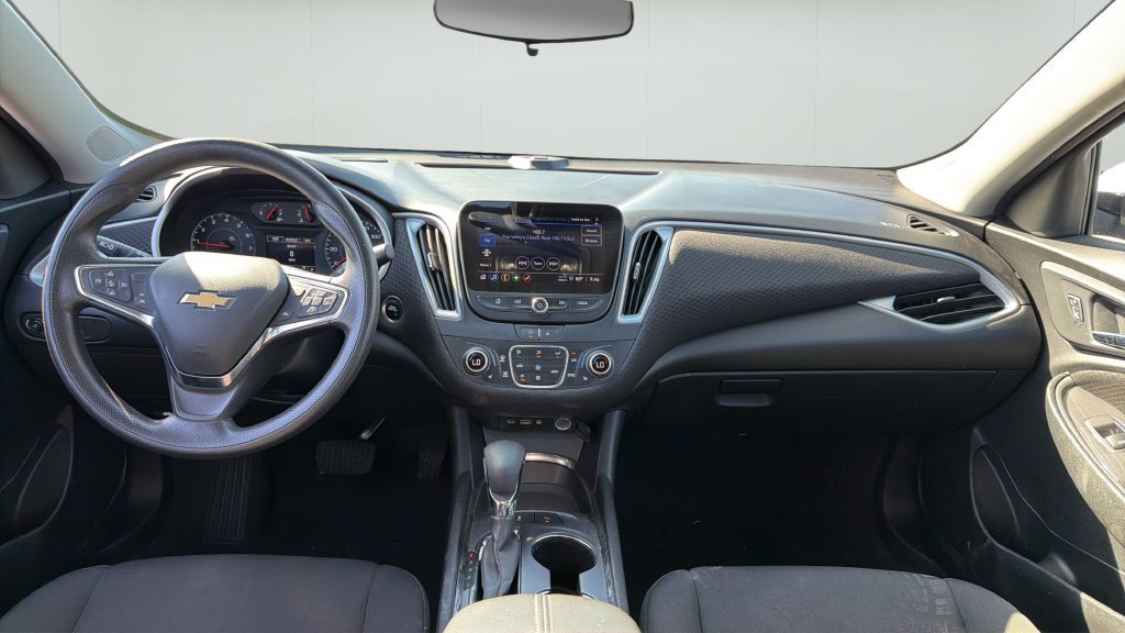 Used 2024 Chevrolet Malibu LT FWD image 10