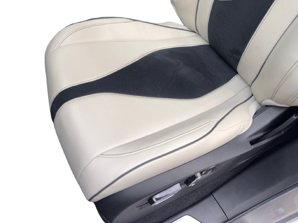 Used 2025 Acura RDX w/ Advance Package AWD/4WD image 32