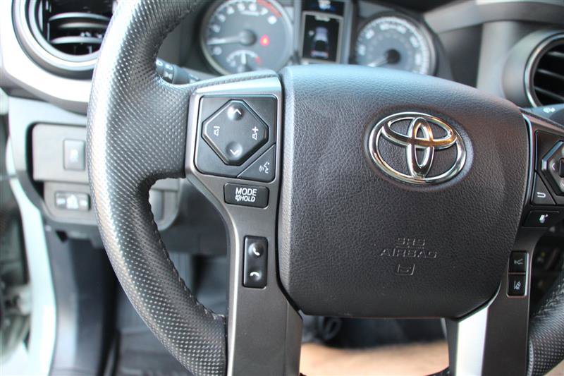 Used 2021 Toyota Tacoma TRD Pro AWD/4WD image 25