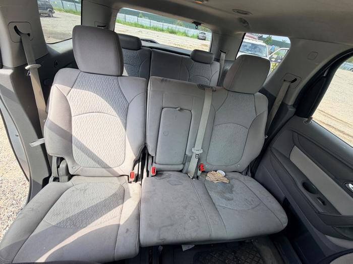 Used 2014 GMC Acadia SLE FWD image 33