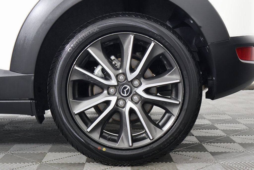 Used 2017 MAZDA CX-3 Touring FWD image 16