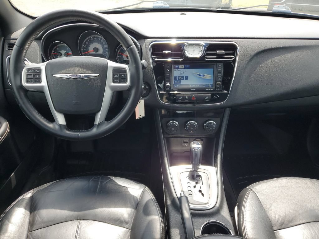 Used 2012 Chrysler 200 Limited FWD image 23