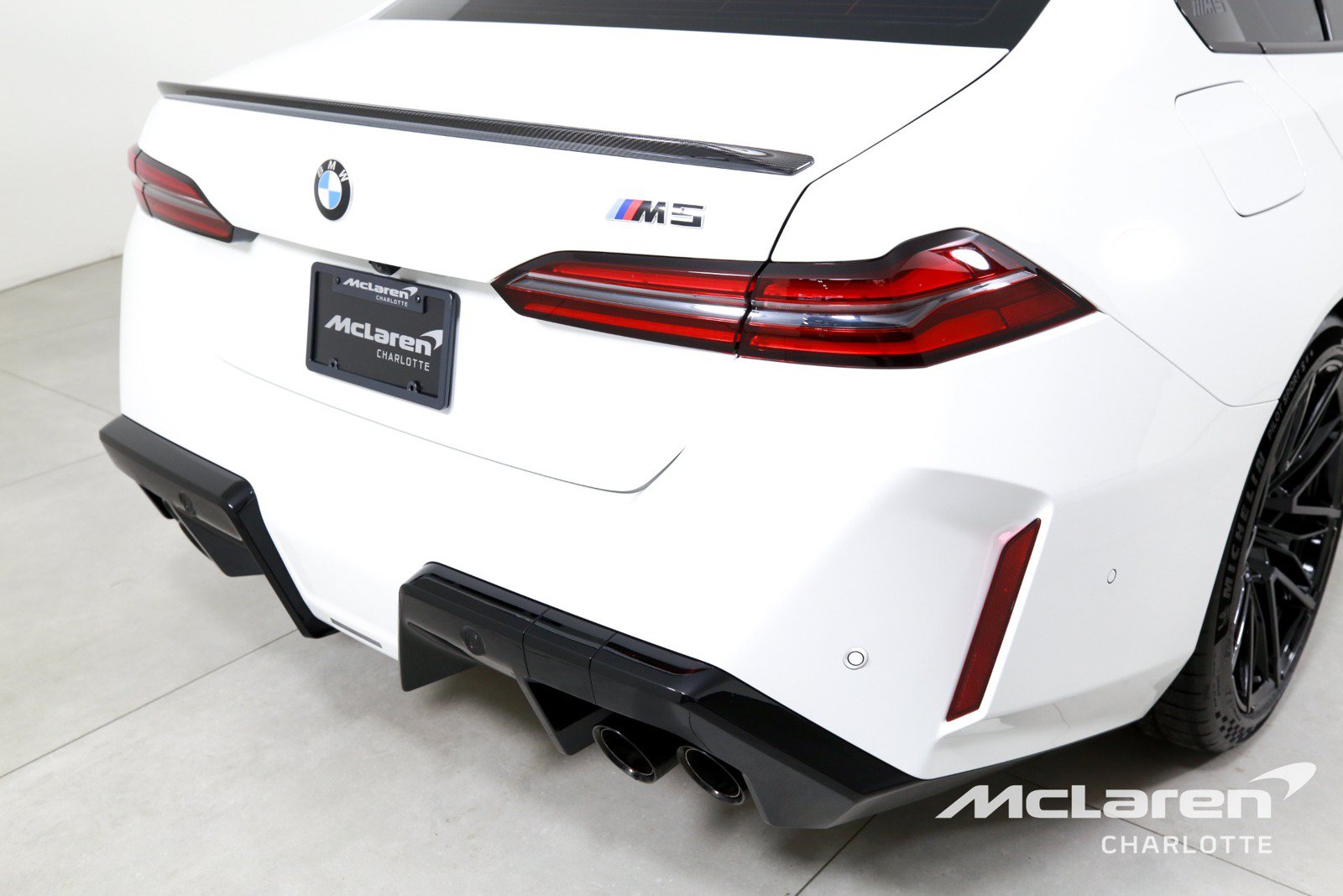 Used 2026 BMW M5 w/ Carbon Package AWD/4WD image 39