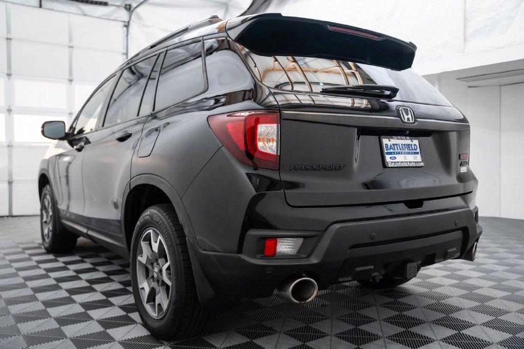 Used 2022 Honda Passport TrailSport image 7