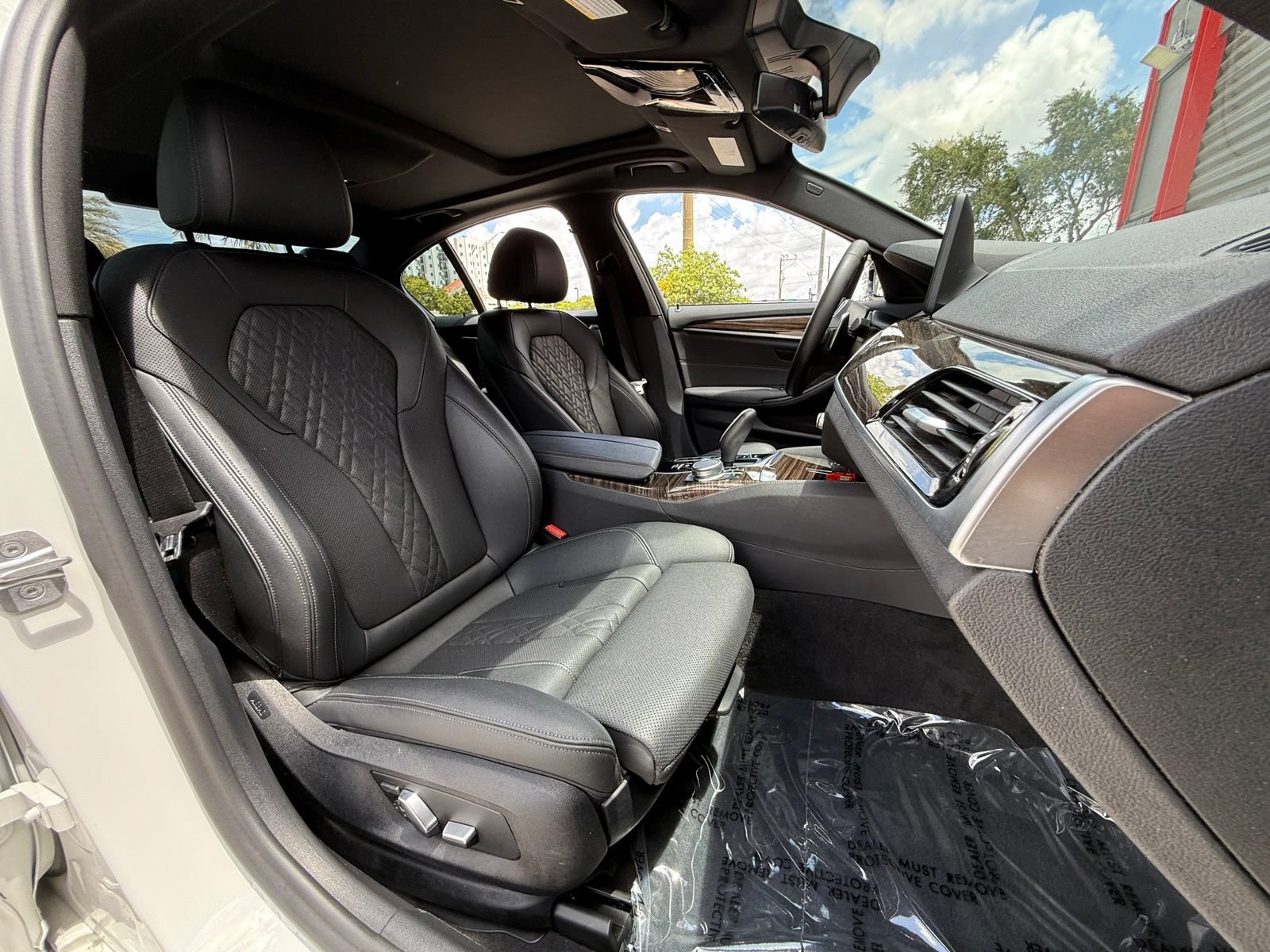 Used 2021 BMW 540i w/ M Sport Package RWD image 22