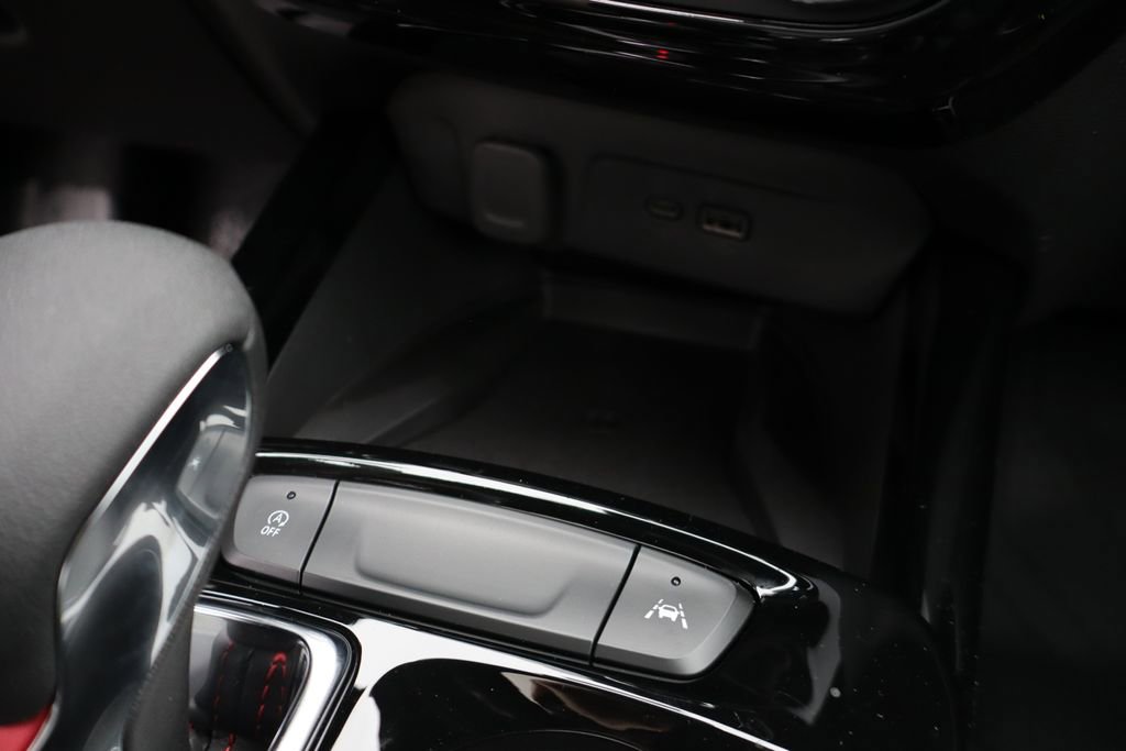 New 2026 Chevrolet Trax RS w/ Sunroof Package image 20