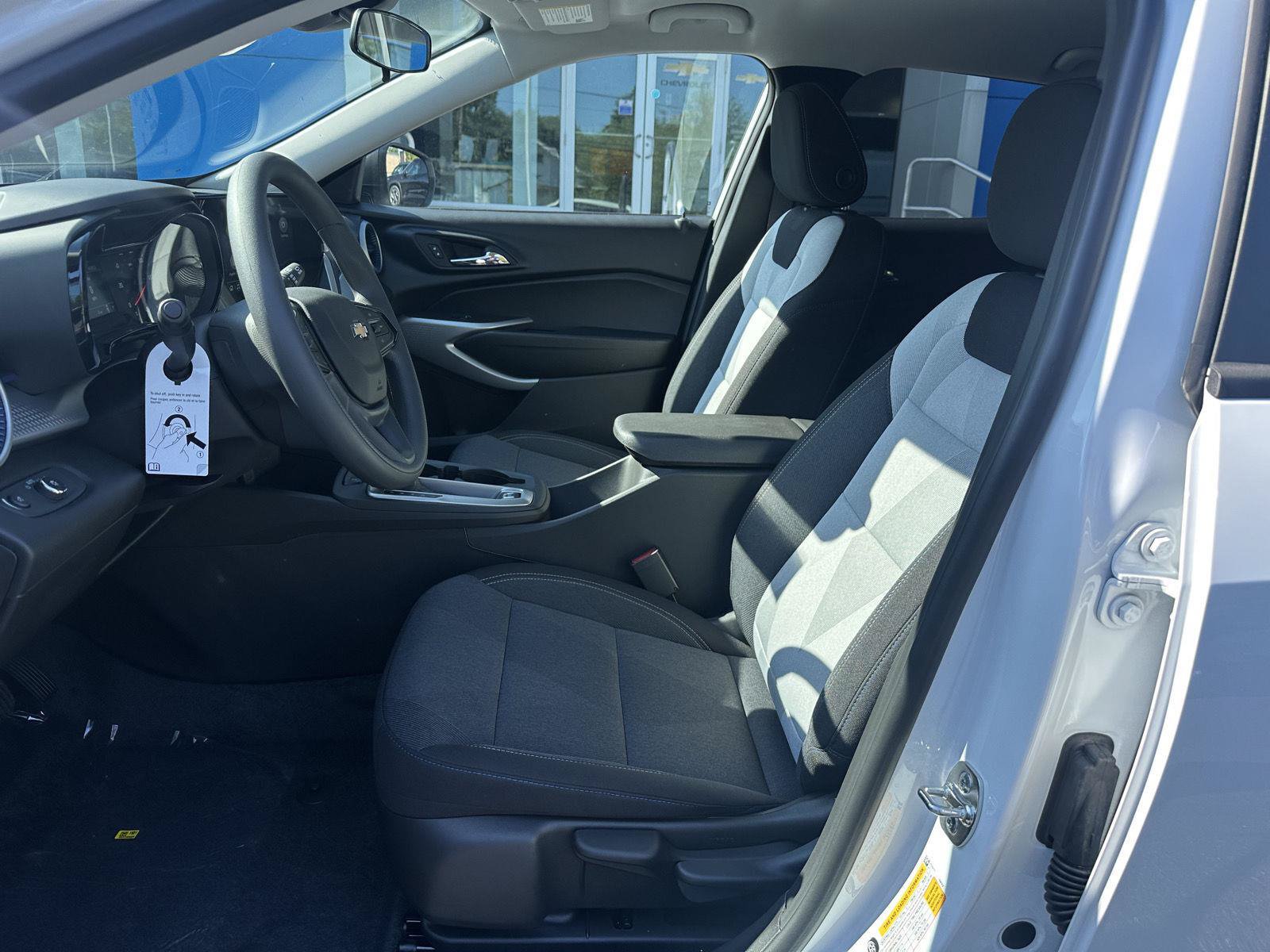 New 2026 Chevrolet Trax LS w/ Driver Confidence Package FWD image 10