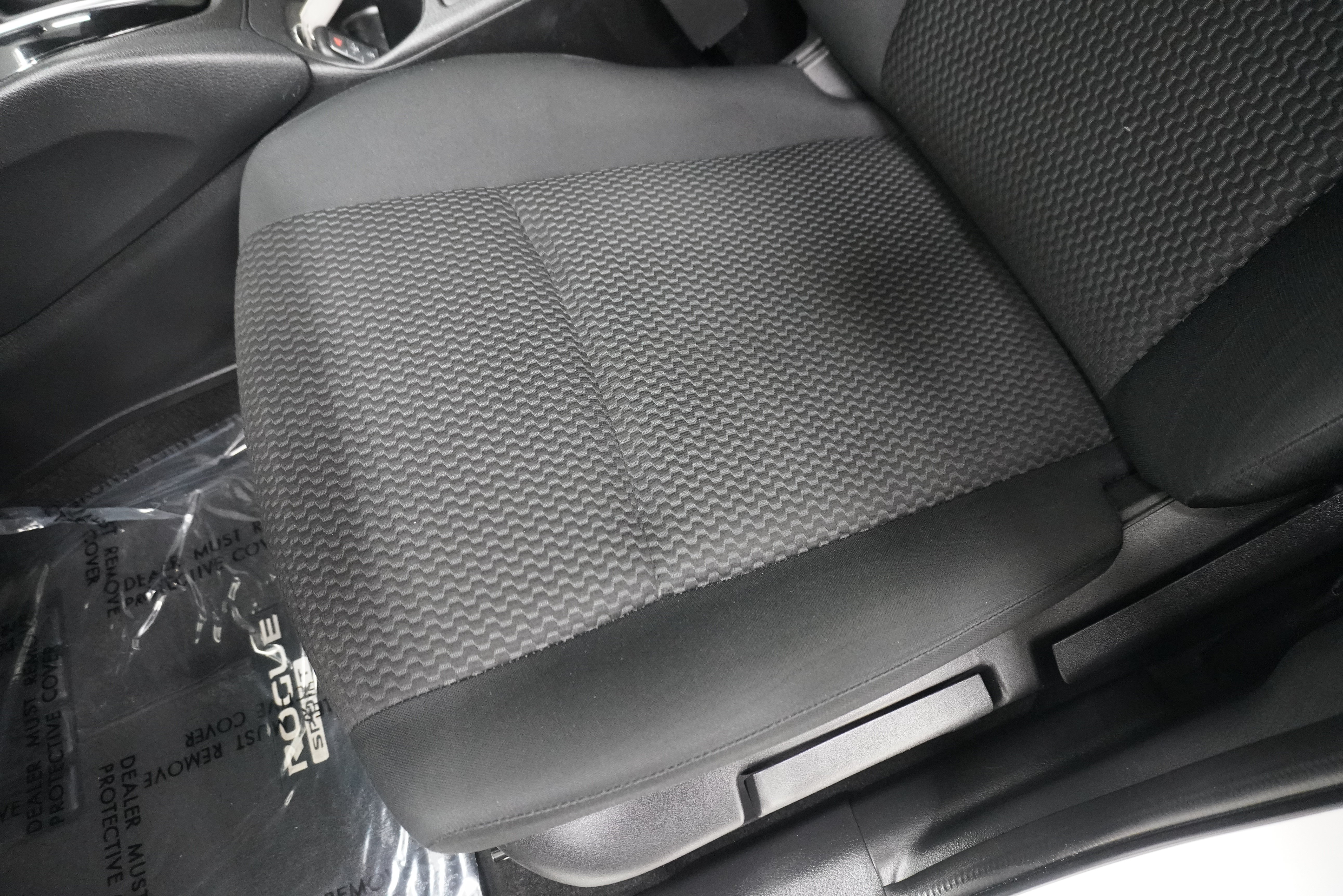 Used 2022 Nissan Rogue Sport S FWD image 12