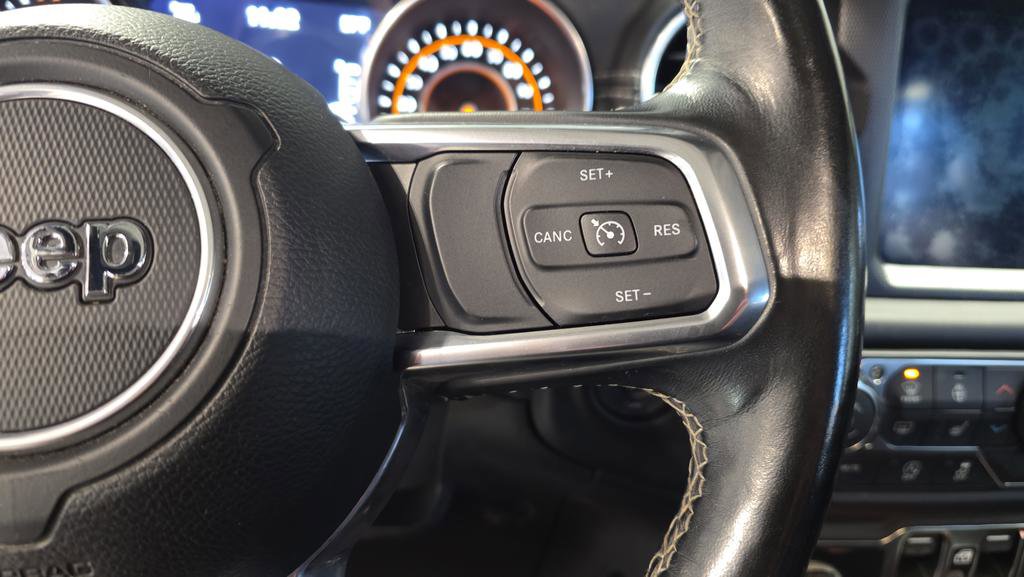 Used 2020 Jeep Gladiator Overland image 22