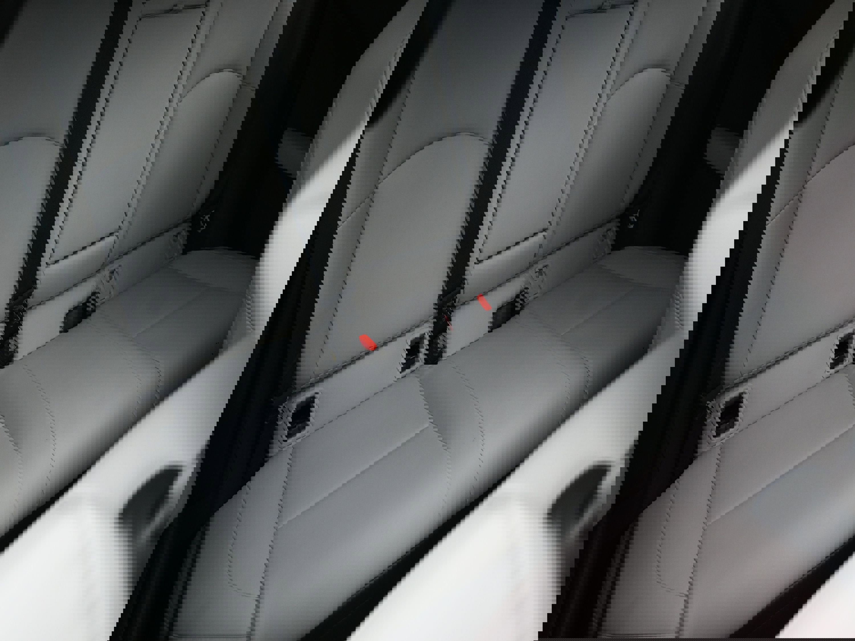 Used 2021 Lexus UX 250h w/ Premium Package image 31