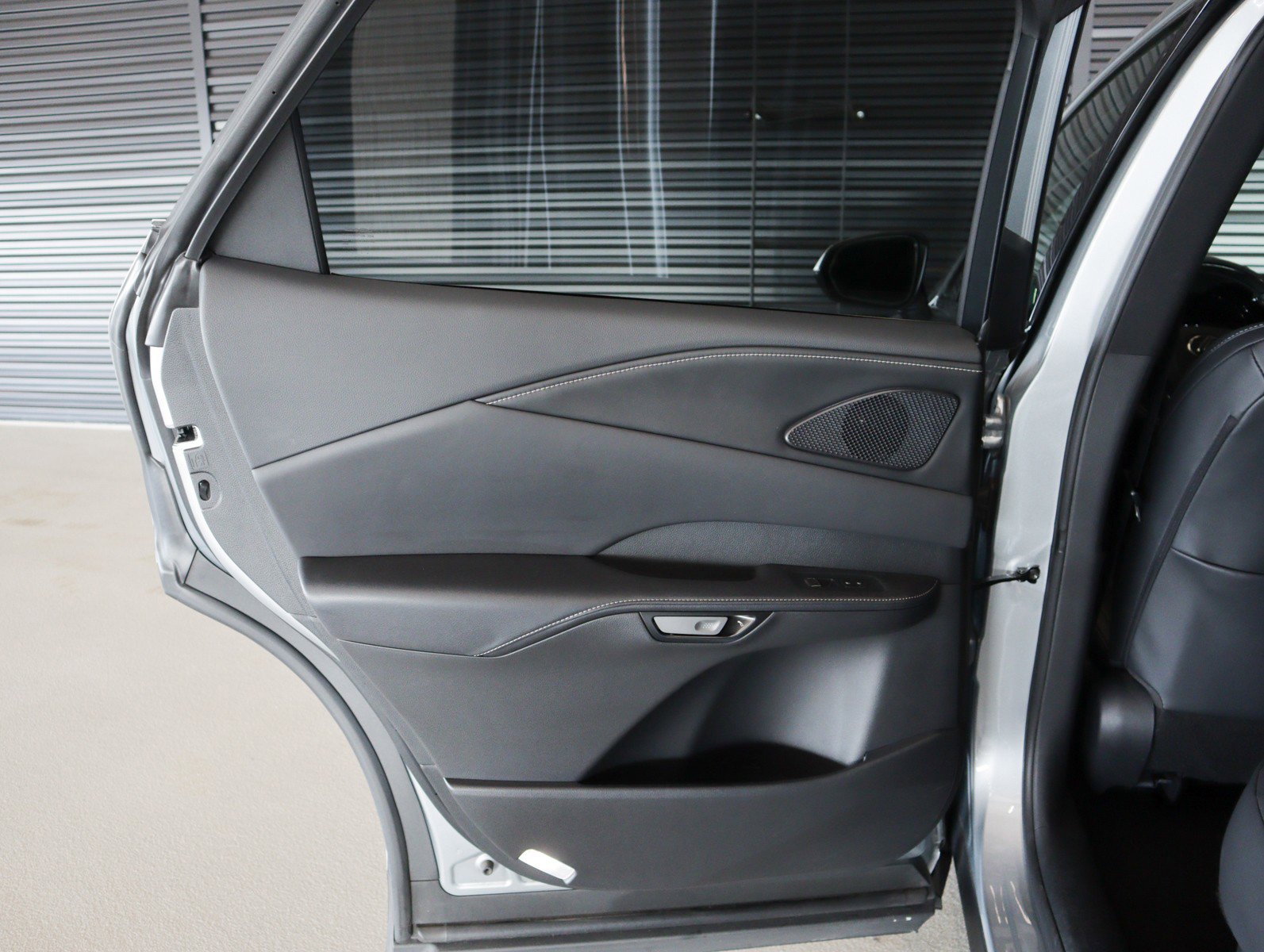 Used 2023 Lexus RX 350h RX 350h Premium image 23